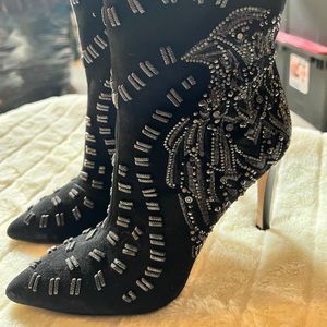 Beautiful Sam Elderman heeled boots